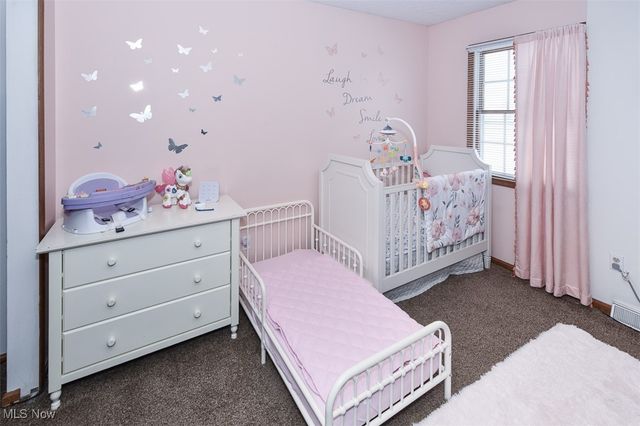 172 Loyola Drive, Elyria, OH 44035