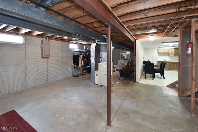 172 Loyola Drive, Elyria, OH 44035