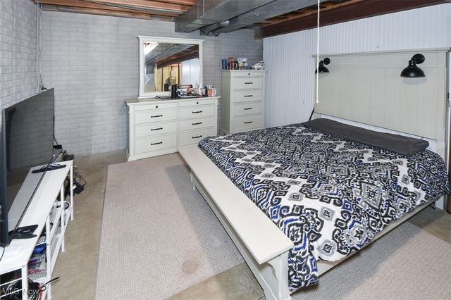 172 Loyola Drive, Elyria, OH 44035