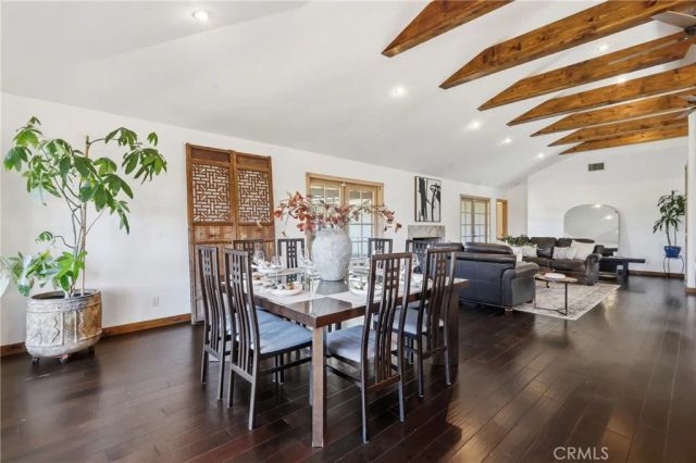 2 Hitching Post, Rolling Hills Estates, CA 90274