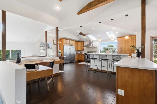 2 Hitching Post, Rolling Hills Estates, CA 90274