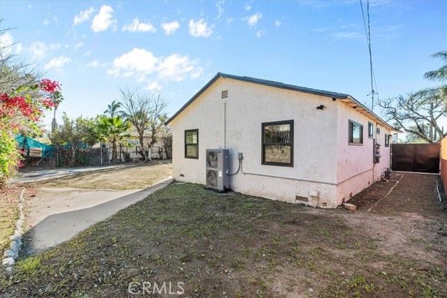 2470 W 6th Street, San Bernardino, CA 92410