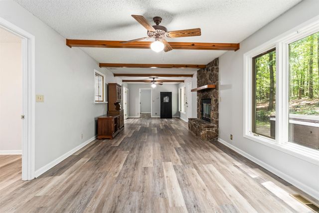 23 San Clemente Circle, Hot Springs Village, AR 71909