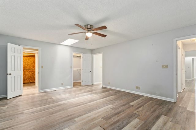 23 San Clemente Circle, Hot Springs Village, AR 71909