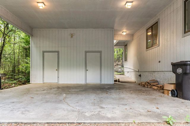 23 San Clemente Circle, Hot Springs Village, AR 71909