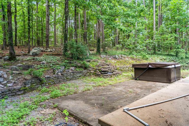 23 San Clemente Circle, Hot Springs Village, AR 71909