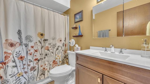 2211 N 37th STREET, Sheboygan, WI 53083