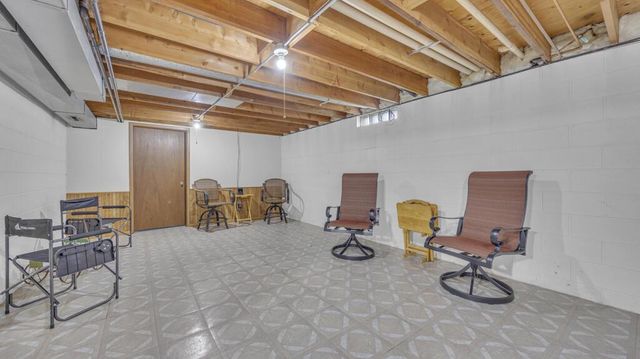 2211 N 37th STREET, Sheboygan, WI 53083