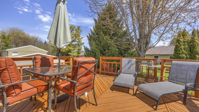 2211 N 37th STREET, Sheboygan, WI 53083