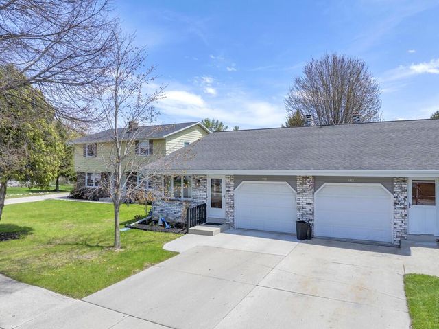 2211 N 37th STREET, Sheboygan, WI 53083