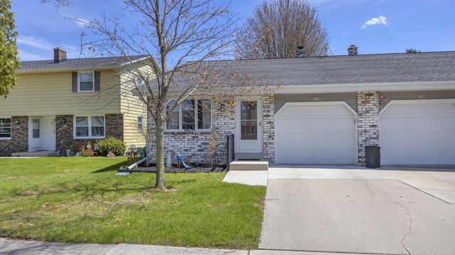 2211 N 37th STREET, Sheboygan, WI 53083