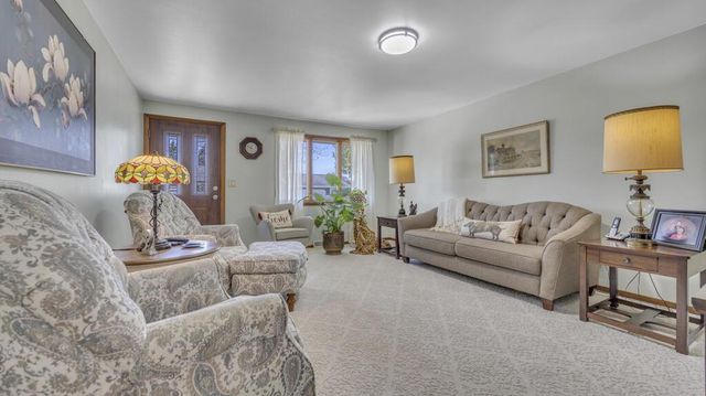 2211 N 37th STREET, Sheboygan, WI 53083