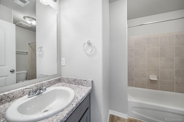 786 N Carrie Court, Watkins, CO 80137