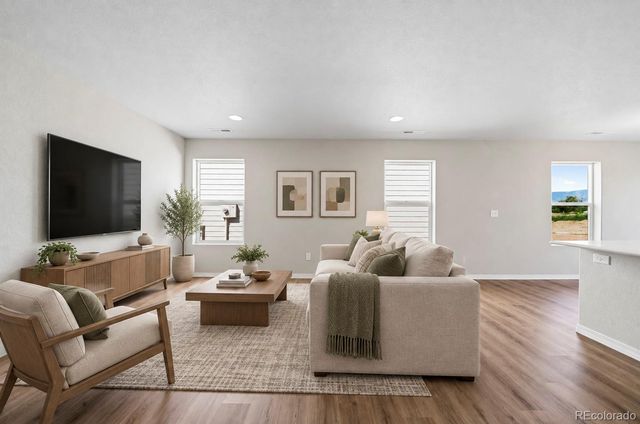 786 N Carrie Court, Watkins, CO 80137