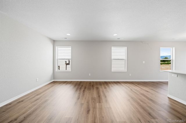 786 N Carrie Court, Watkins, CO 80137