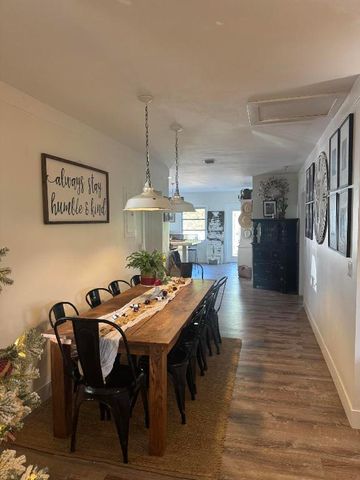 8933 SE Ceres Street, Hobe Sound, FL 33455