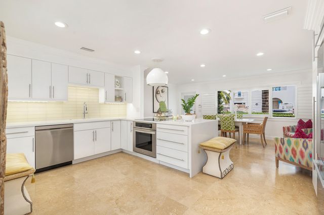 203 Arlington Road, West Palm Beach, FL 33405
