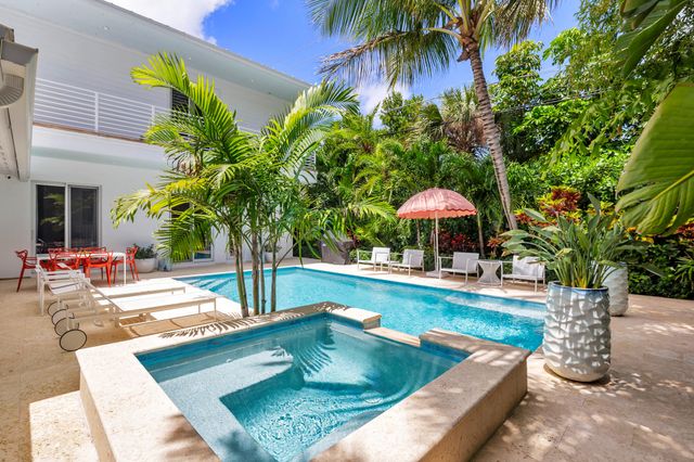 203 Arlington Road, West Palm Beach, FL 33405