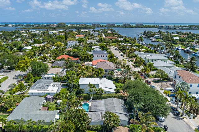 203 Arlington Road, West Palm Beach, FL 33405