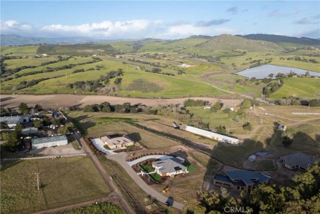 155 Vista Montana Ln, Arroyo Grande, CA 93420