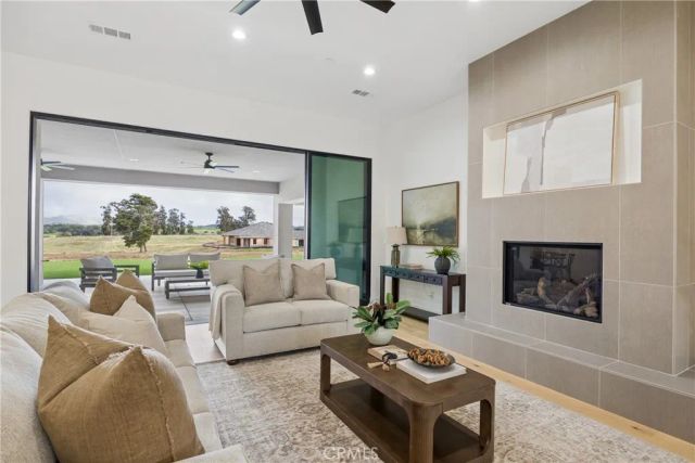 155 Vista Montana Ln, Arroyo Grande, CA 93420