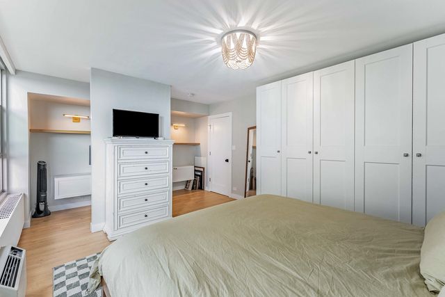 3600 N Lake Shore Drive 907, Chicago, IL 60613