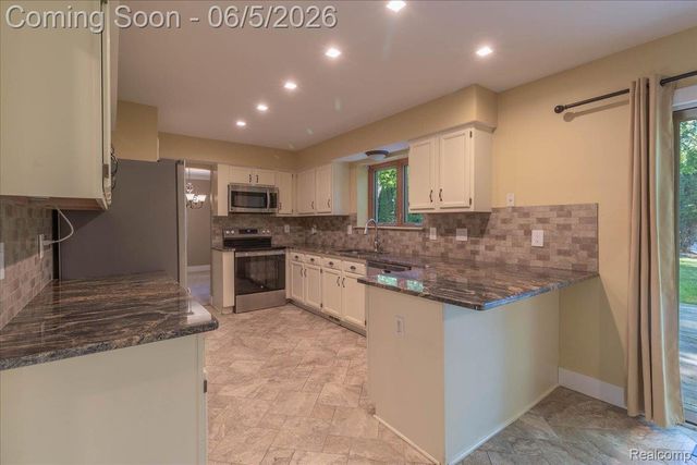 5736 Shannon Lane, Independence Charter Township, MI 48348