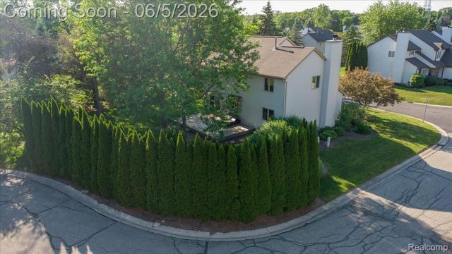 5736 Shannon Lane, Independence Charter Township, MI 48348