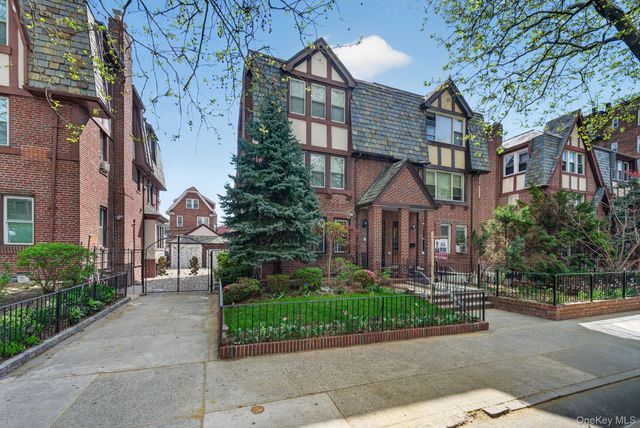 3335 85th Street, Jackson Heights, NY 11372