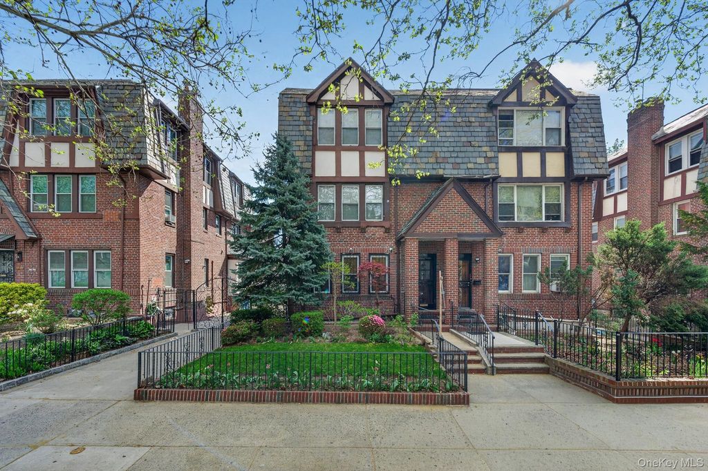 3335 85th Street, Jackson Heights, NY 11372