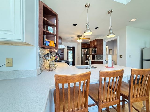 24 Rawson Rd, Quincy, MA 02170