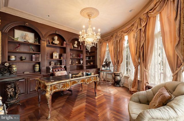 651 MINE RIDGE RD, Great Falls, VA 22066