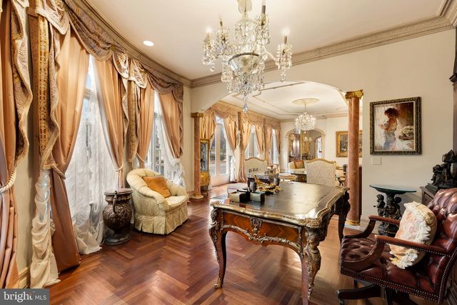 651 MINE RIDGE RD, Great Falls, VA 22066