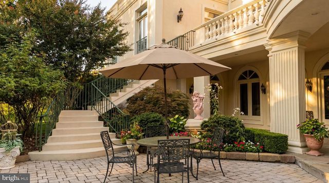 651 MINE RIDGE RD, Great Falls, VA 22066