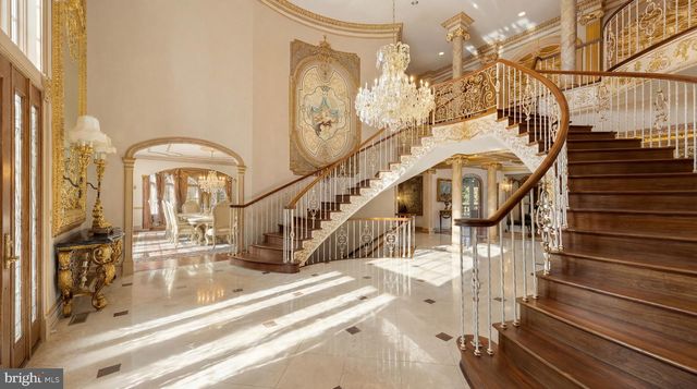 651 MINE RIDGE RD, Great Falls, VA 22066