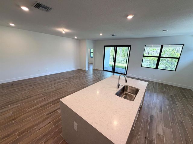 6550 SE Park Trace Drive, Stuart, FL 34997