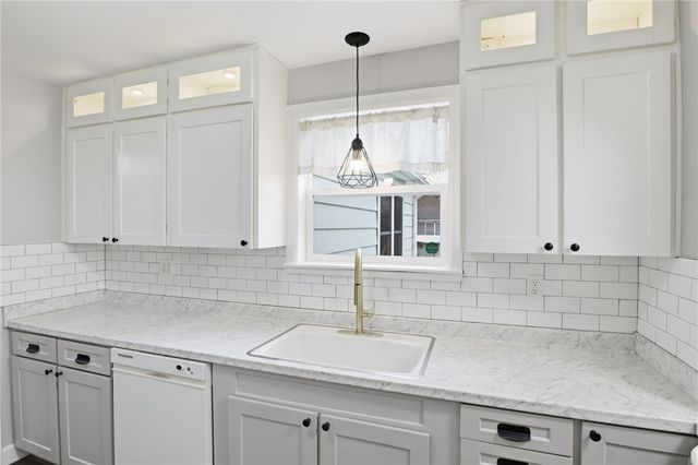 647 Bonesteel Street, Greece, NY 14616