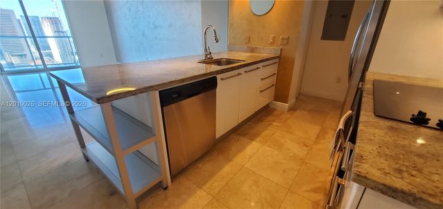 185 SW 7th St 3309, Miami, FL 33130