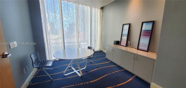 185 SW 7th St 3309, Miami, FL 33130