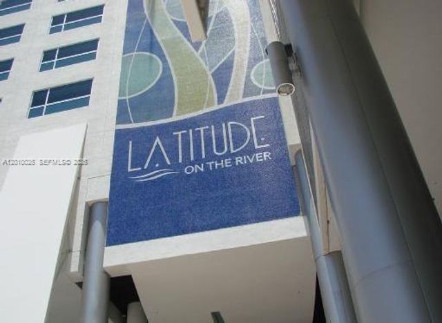 185 SW 7th St 3309, Miami, FL 33130