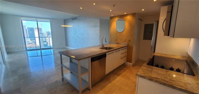 185 SW 7th St 3309, Miami, FL 33130