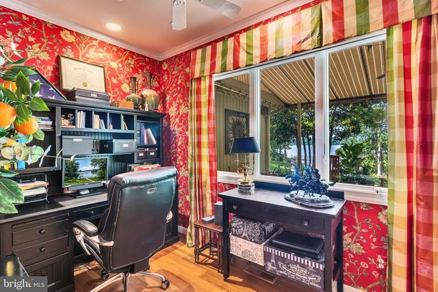 100 FERRY POINT RD, Burgess, VA 22432