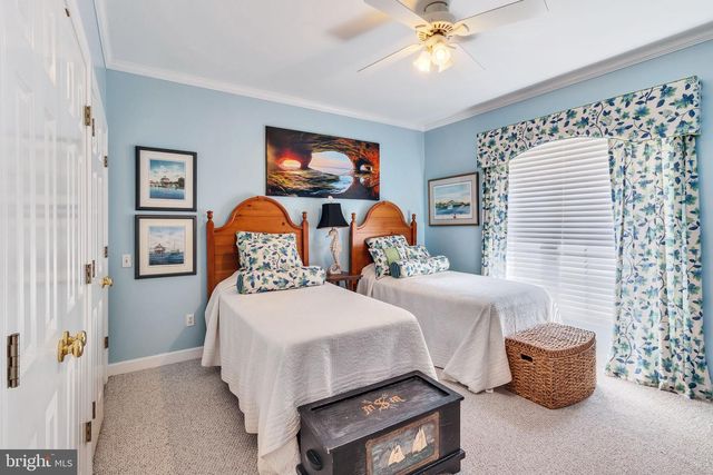 100 FERRY POINT RD, Burgess, VA 22432