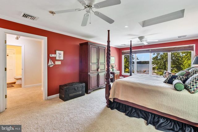 100 FERRY POINT RD, Burgess, VA 22432