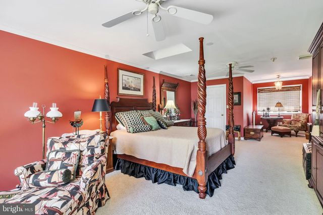 100 FERRY POINT RD, Burgess, VA 22432