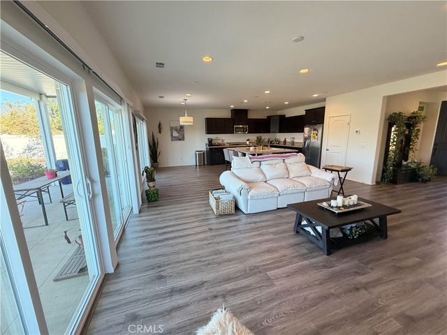 34762 Kingsnake, Murrieta, CA 92563