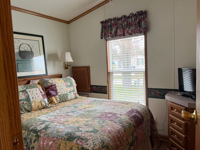 2221 Grass Lake Avenue 285, Lake, MI 48632