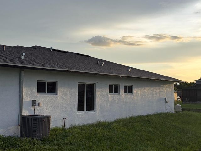 1021 CHAPLIN Avenue, Lehigh Acres, FL 33971