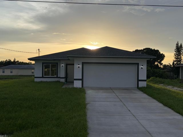 1021 CHAPLIN Avenue, Lehigh Acres, FL 33971