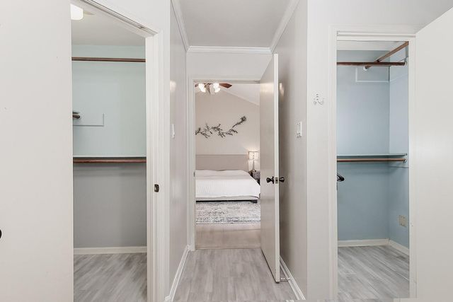 99 N Deerfoot Circle, The Woodlands, TX 77380